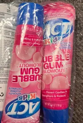 9422 ACT Kids Anticavity Fluoride Toothpaste Bubble Gum