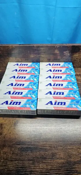 033200700111 AIM Ultra Gel Cavity Toothpaste