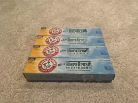 033200520023 ARM HAMMER Therabreath Whitening Icy Toothpaste