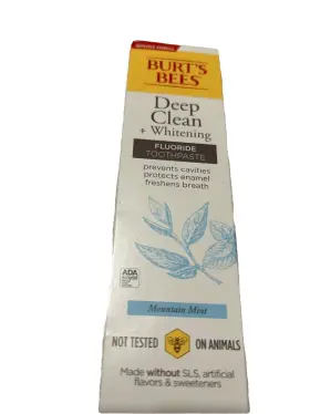192539000030 BURTS BEES Clean Whiten Fluoride Toothpaste