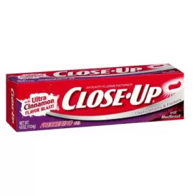 696393275349 CLOSE-UP Fluoride Toothpaste Freshening Gel Pack #2