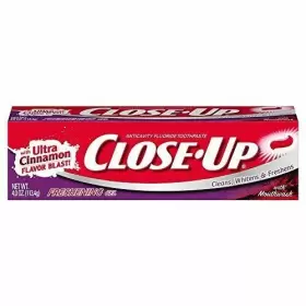 9598936 CLOSE UP Fluoride Toothpaste Freshening Gel Pack