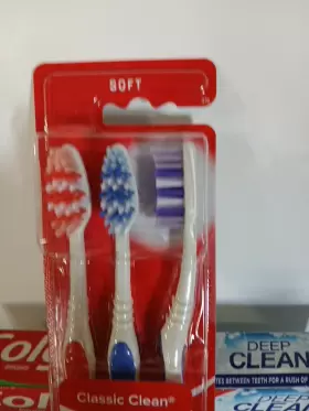035000511027 COLGATE Total Clean Classic Toothbrushes Pack #2
