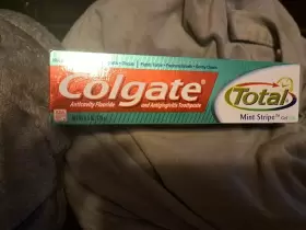 035000741004 COLGATE Total Stripe Gel Toothpaste