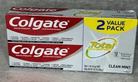 705353539770 COLGATE Total Clean Toothpaste Whitening Pack