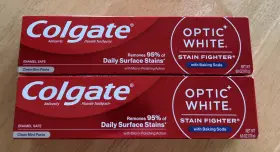 035000996398 COLGATE OPTIC WHITE Stain Fighter Baking Soda