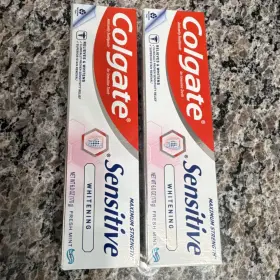 USS61D COLGATE Sensitive Whitening Toothpaste