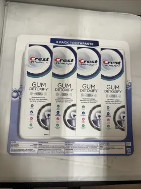 030772061909 CREST Gum Detoxify Ultra Toothpaste Pack