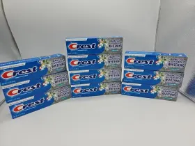 Fresh-mint-paste CREST Baking Soda Peroxide Whitening