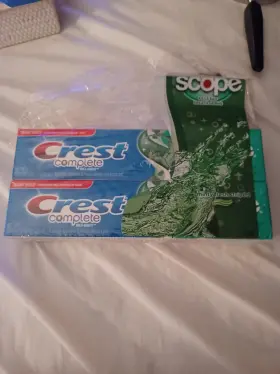 Scope CREST Advanced Benefit Toothpaste