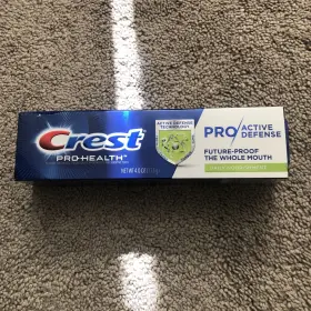 037000555353 CREST Pro Defense Nourishment