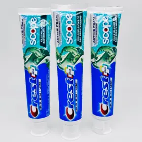 037000670513 CREST Scope Toothpaste Minty Flavor