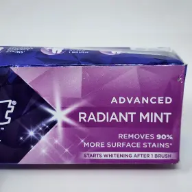 037444809739 CREST Advanced Radiant Fluoride Toothpaste Pack #3