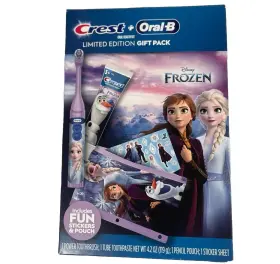 069055131985 CREST Oral Kids Disney Frozen Holiday Pack Set