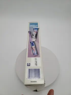 069055141151 CREST Oral Kids Holiday Toothcare Set Disney #3