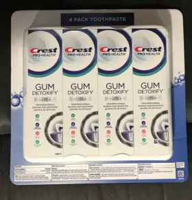 90499170 CREST Gum Detoxify Ultra Toothpaste Pack