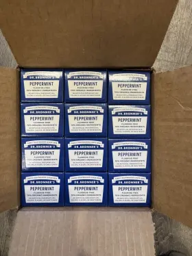 00257781 DR. BRONNERS Pack Fluoride Peppermint Toothpaste