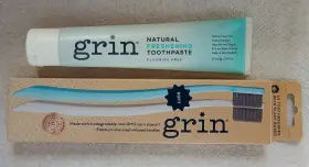421903982100 GRIN Set Natural Whitening Toothpaste