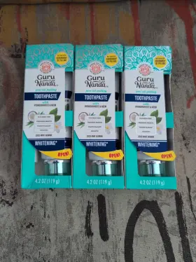 773137484948 GURU NANDA Post Oil Pulling Whitening Toothpaste