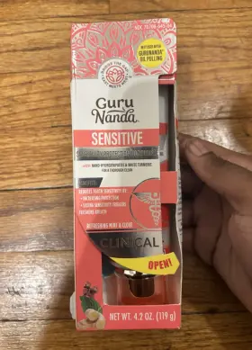 70708-645-04 GURUNANDA Sensitive Toothpaste Clove Nano