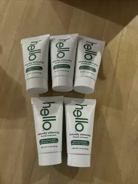 819156020479 HELLO Pack Naturally Whitening Fluoride Farm
