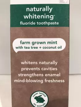819156020509 HELLO Toothpaste Naturally Whitening Fluoride #2