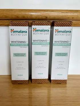 744759413741 HIMALAYA WELLNESS Botanique Whitening Nano