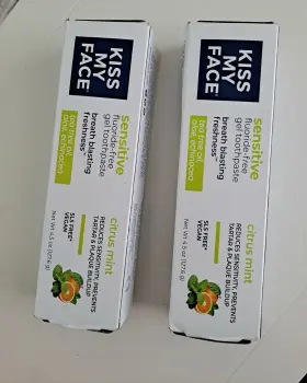 KMF125 KISS MY FACE Sensitive Toothpaste Citrus Gel #3