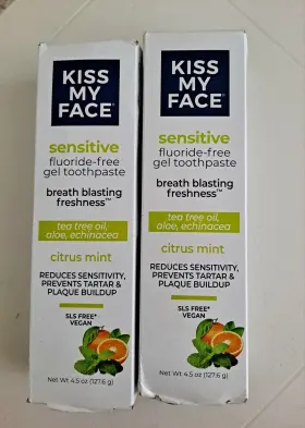 KMF125 KISS MY FACE Sensitive Toothpaste Citrus Gel