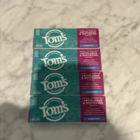 001638086004 LIFE-FLO Antiplaque Whitening Toothpaste
