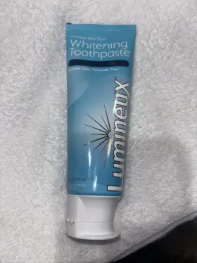 LUM-WHITEPF-001 LUMINEUX ORAL ESSENTIALS Whitening Toothpaste