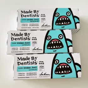 MBD004 MADE BY DENTISTS Kids Toothpaste Eyeball Juice