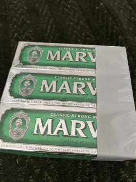 043590127016 MARVIS Classic Pack Toothpaste
