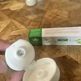 078347001554 NATURESGATE Natures Gate Gel Toothpaste #2