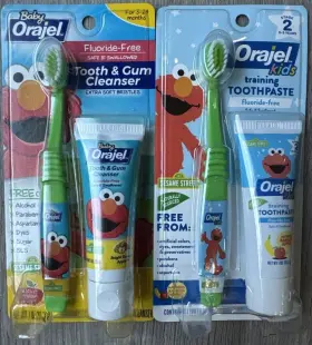 310310325602 ORAJEL Banana Apple Training Toothpaste Baby