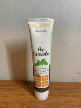 313030580528 OXYFRESH Pro Formula Toothpaste Gentle Abrasion