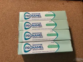 4SENSODYNE PRONAMEL Toothpaste Sensitive Essence