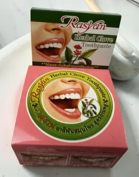 RC11 RASYAN Herbal Clove Toothpaste Whitening Natural Oral