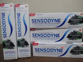 054563121226 SENSODYNE Natural Toothpaste Whitening