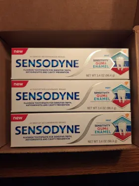 31015835661 SENSODYNE Toothpaste Sensitivity Gum Pack