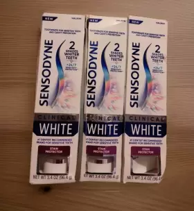310158358114 SENSODYNE Pack Clinical Stain Protector