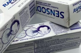 310158850779 SENSODYNE Fluoride Toothpaste Rapid Relief #3