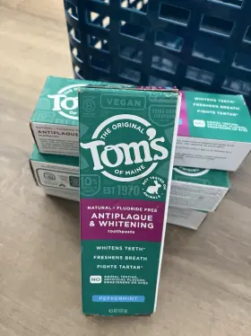 02316517 TOMS OF MAINE Fennel Toothpaste Whitening Natural