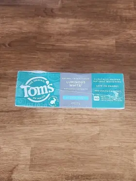 4096UST211 TOMS OF MAINE Natural Luminous Toothpaste Fluoride #2