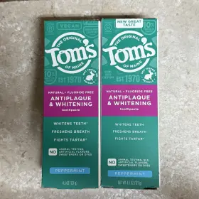 5337UST11D TOMS OF MAINE Antiplaque Whitening Toothpaste Pack