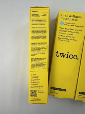 Toothpaste TWICE Oral Wellness Wintergreen Peppermint Plant #2