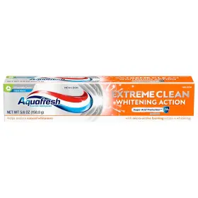 33873C EXTREME Clean Whitening Action Fluoride Toothpaste