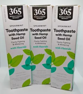 099482494599 WHOLE FOODS MARKET Spearmint Toothpaste Hemp Oil