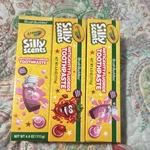 Brush Buddies Crayola Silly Scents Anticavity Toothpaste Bubble Gum Strawberry. Fixed Price $8.00.