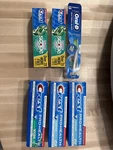 Lot Of 6 Crest Pro-health Clean Mint, Gel & With Scope Toothpaste 1 Toothbrush. Fixed Price $15.00.